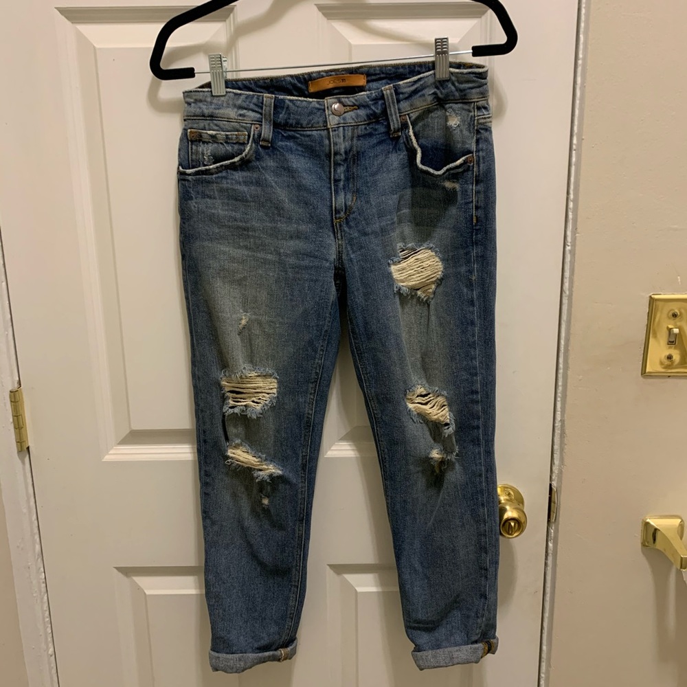 Joe’s Jeans Distressed Slim Boyfriend Crop Jeans